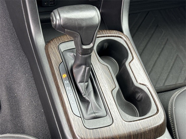 GMC Canyon Vehicle Full-screen Gallery Image 20