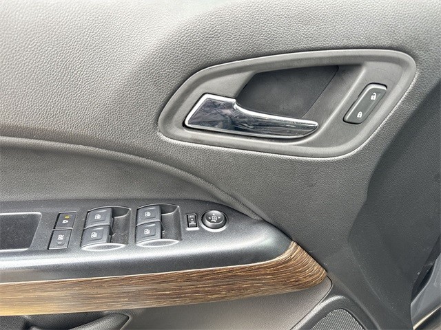 GMC Canyon Vehicle Full-screen Gallery Image 27