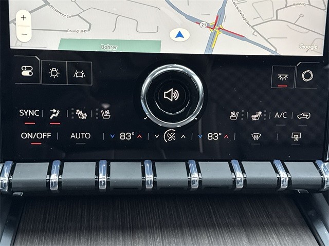 GMC Acadia Vehicle Full-screen Gallery Image 19