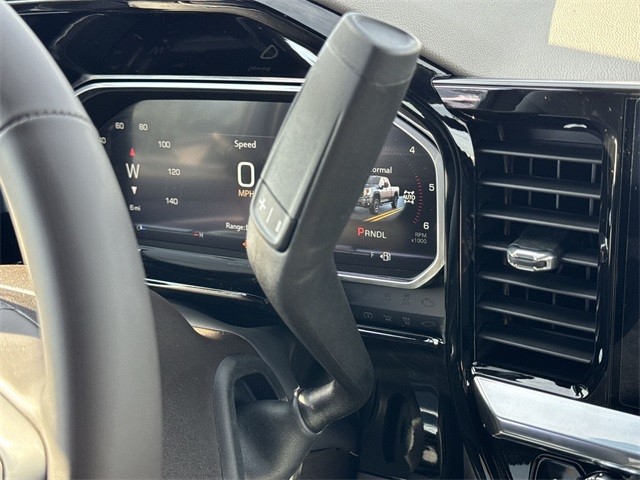 GMC Sierra 2500HD Vehicle Full-screen Gallery Image 20