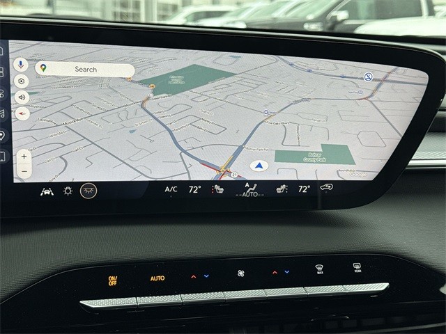 Buick Enclave Vehicle Full-screen Gallery Image 18