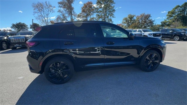 Buick Envision Vehicle Full-screen Gallery Image 09