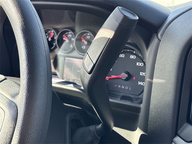 GMC Sierra 1500 Vehicle Full-screen Gallery Image 19