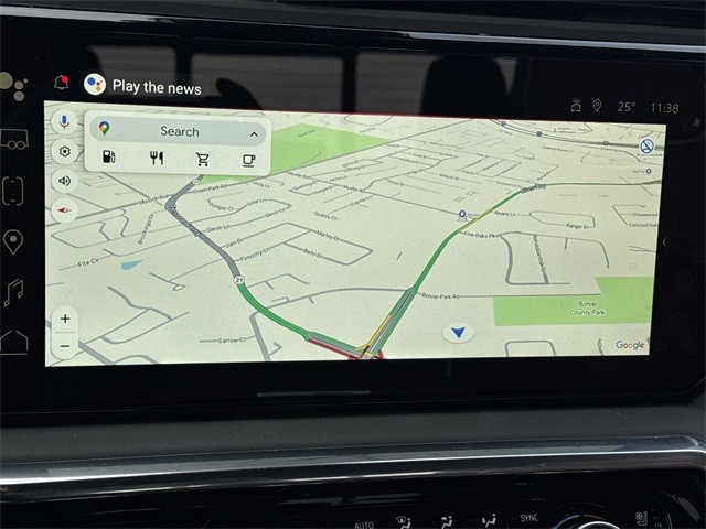 GMC Sierra 3500HD Vehicle Full-screen Gallery Image 18