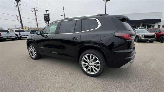 GMC Acadia Vehicle Full-screen Gallery Image 06