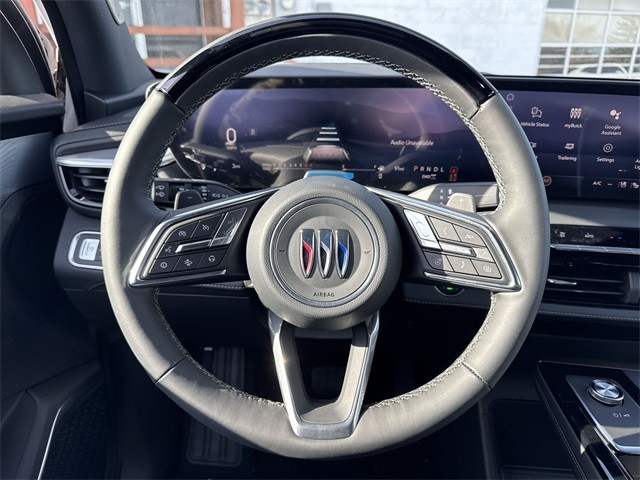 Buick Enclave Vehicle Full-screen Gallery Image 14