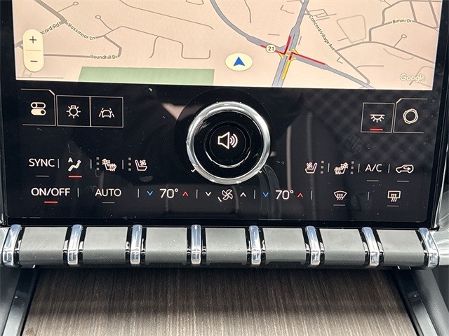 GMC Acadia Vehicle Full-screen Gallery Image 19