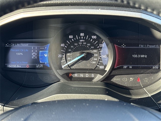 Ford Edge Vehicle Full-screen Gallery Image 15