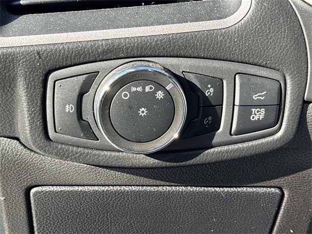 Ford Edge Vehicle Full-screen Gallery Image 38