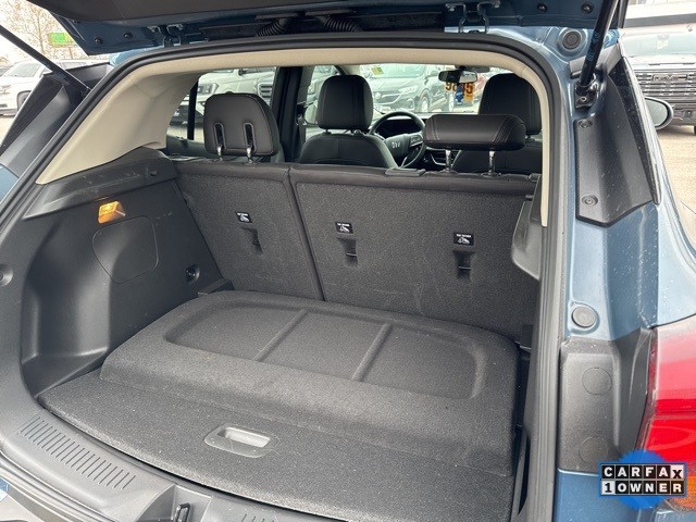 Buick Encore GX Vehicle Full-screen Gallery Image 07