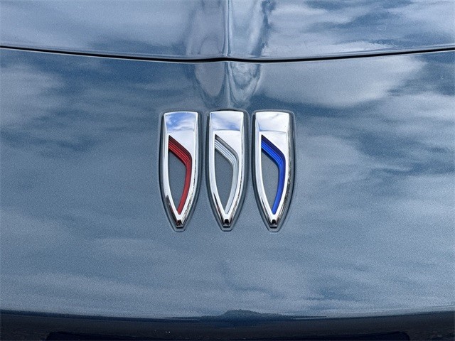 Buick Encore GX Vehicle Full-screen Gallery Image 28