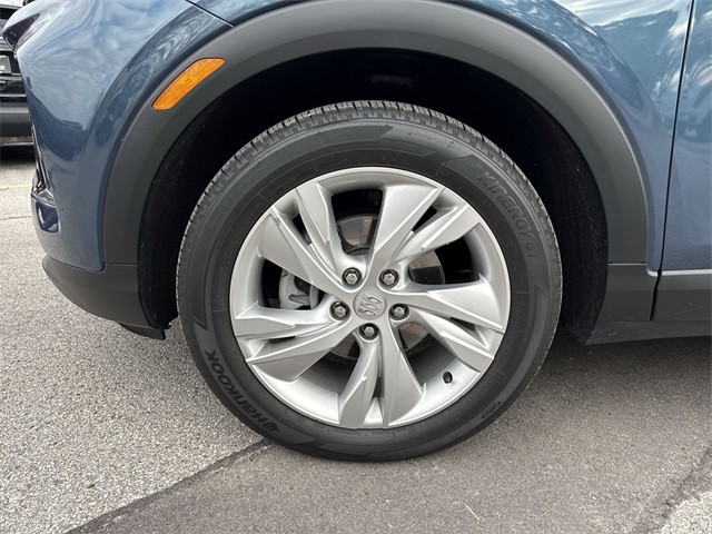 Buick Encore GX Vehicle Full-screen Gallery Image 30