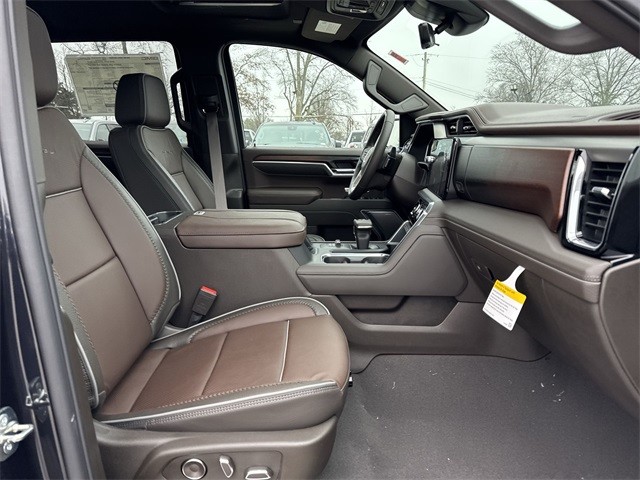 GMC Sierra 1500 Vehicle Full-screen Gallery Image 25