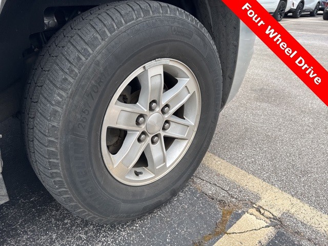 GMC Yukon XL Vehicle Full-screen Gallery Image 06