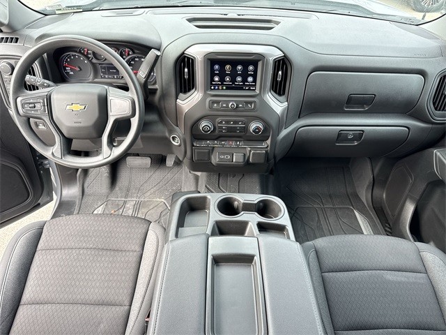 Chevrolet Silverado 1500 Vehicle Full-screen Gallery Image 19