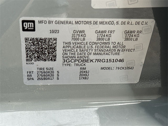 Chevrolet Silverado 1500 Vehicle Full-screen Gallery Image 32