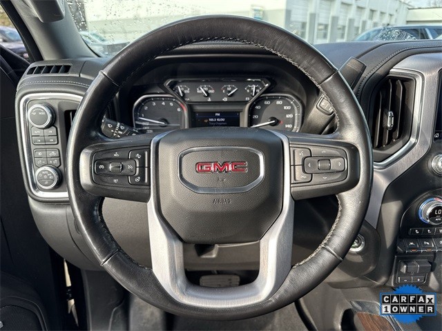 GMC Sierra 1500 Vehicle Full-screen Gallery Image 14