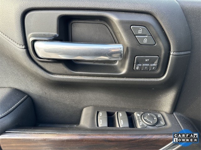 GMC Sierra 1500 Vehicle Full-screen Gallery Image 27