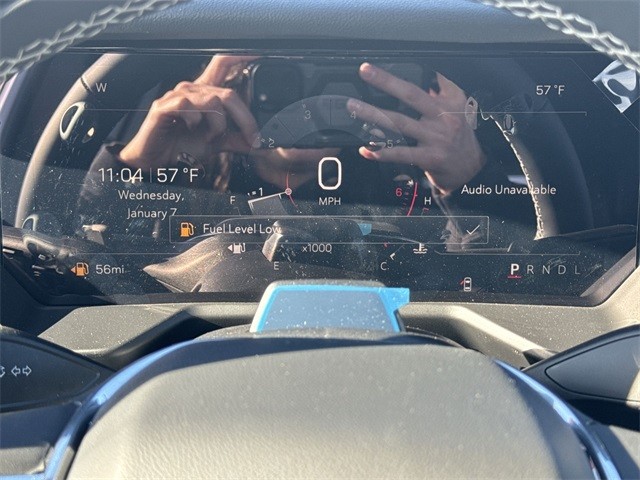 GMC Acadia Vehicle Full-screen Gallery Image 15