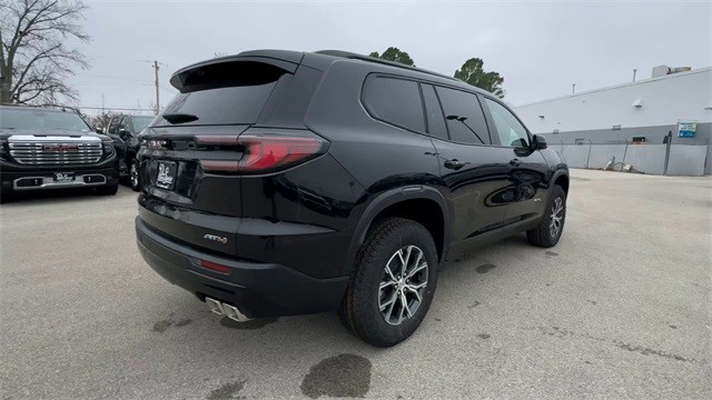 GMC Acadia Vehicle Full-screen Gallery Image 08