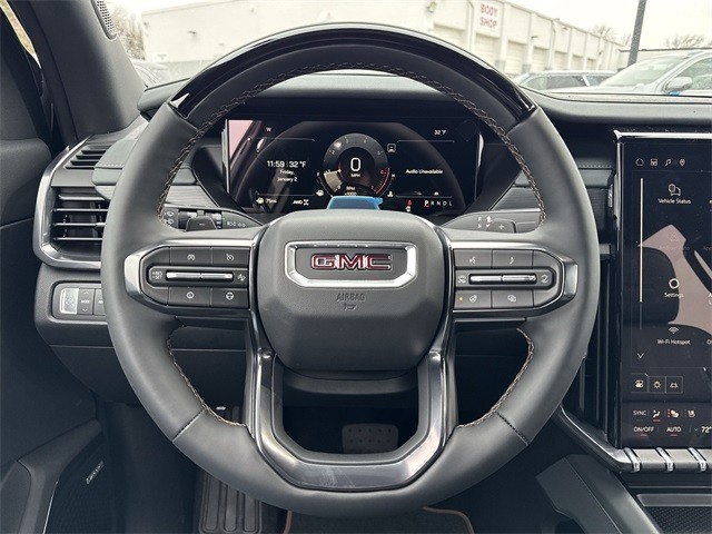 GMC Acadia Vehicle Full-screen Gallery Image 14