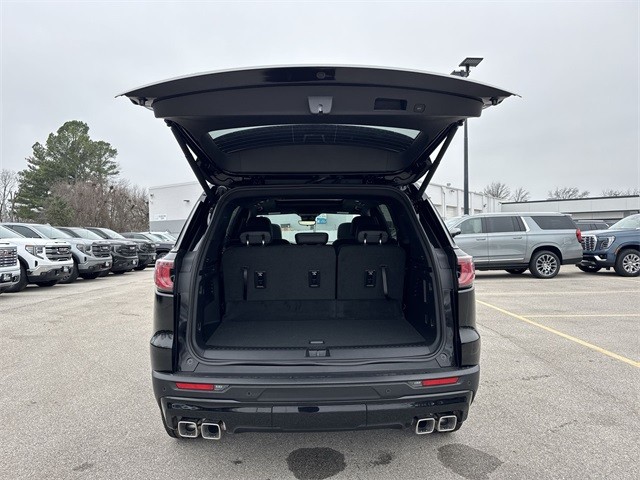 GMC Acadia Vehicle Full-screen Gallery Image 25