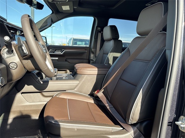 GMC Sierra 1500 Vehicle Full-screen Gallery Image 11