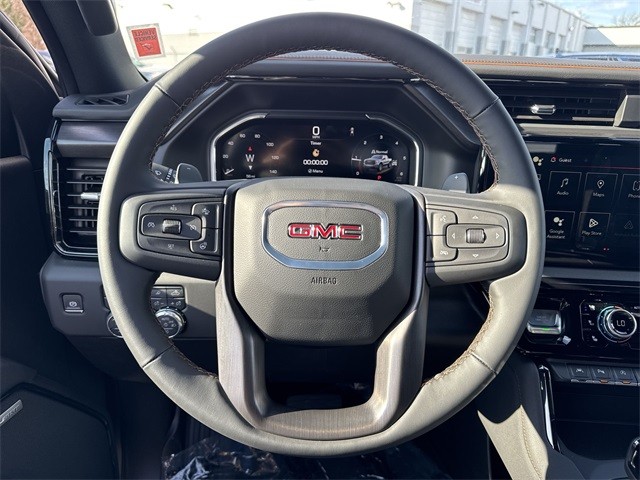 GMC Sierra 1500 Vehicle Full-screen Gallery Image 14