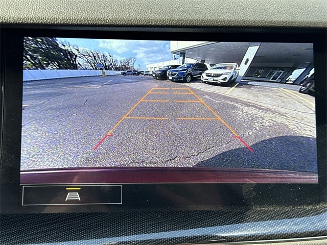 Buick Envision Vehicle Full-screen Gallery Image 15