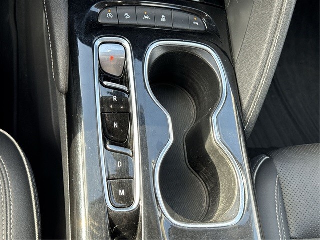 Buick Envision Vehicle Full-screen Gallery Image 16