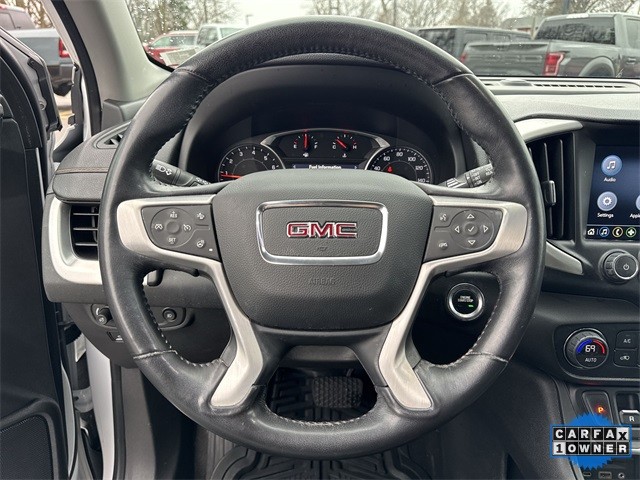 GMC Terrain Vehicle Full-screen Gallery Image 14