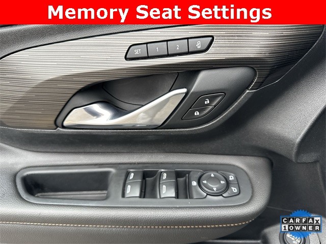 GMC Terrain Vehicle Full-screen Gallery Image 26