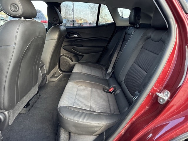 Chevrolet Trax Vehicle Full-screen Gallery Image 23