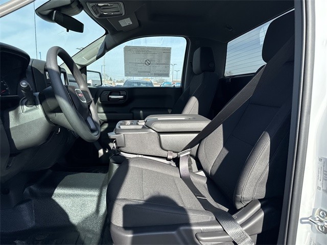 GMC Sierra 1500 Vehicle Full-screen Gallery Image 11