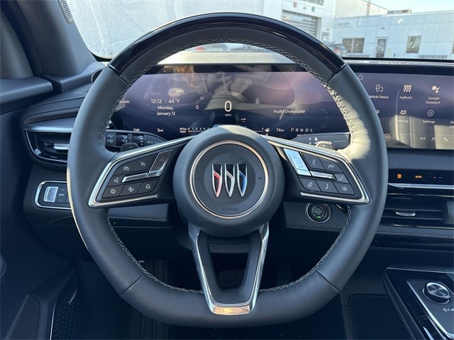 Buick Enclave Vehicle Full-screen Gallery Image 14