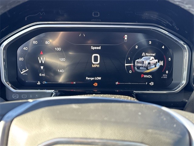 GMC Sierra 2500HD Vehicle Full-screen Gallery Image 15