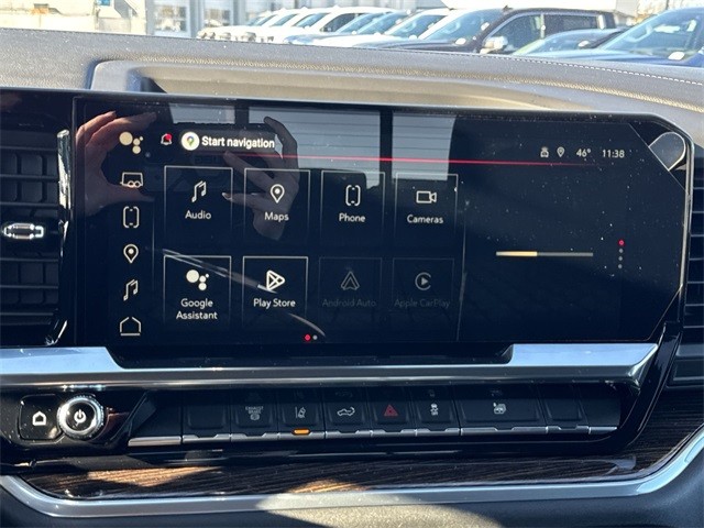 GMC Sierra 2500HD Vehicle Full-screen Gallery Image 16