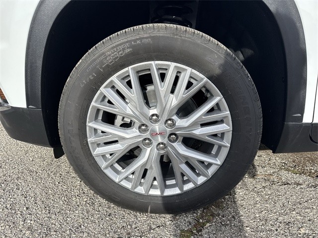 GMC Acadia Vehicle Full-screen Gallery Image 10