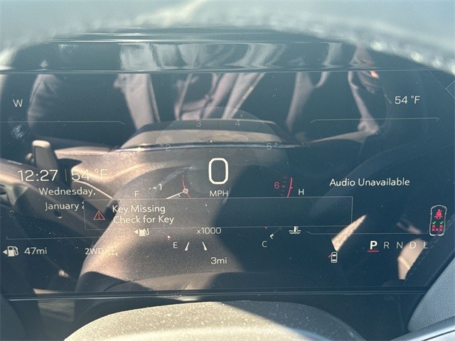 GMC Yukon XL Vehicle Full-screen Gallery Image 15