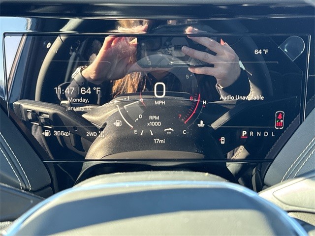 GMC Yukon XL Vehicle Full-screen Gallery Image 15