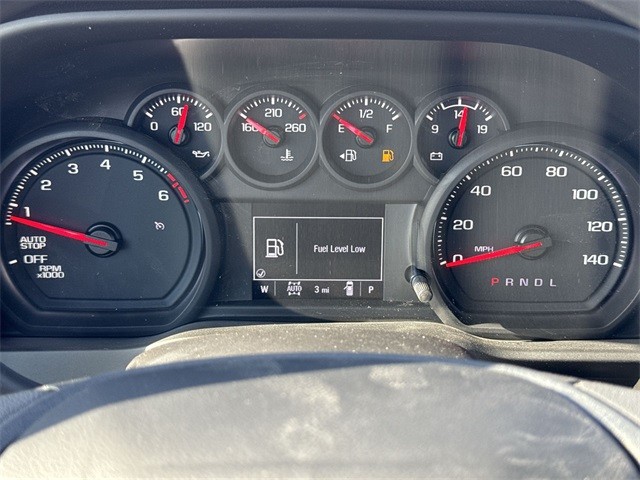 GMC Sierra 1500 Vehicle Full-screen Gallery Image 15