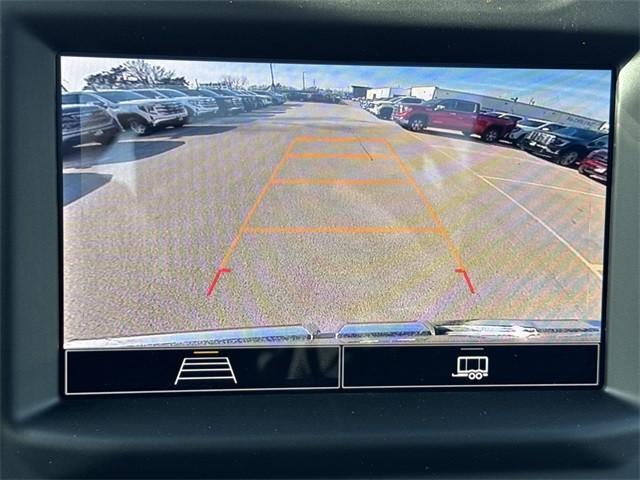 GMC Sierra 1500 Vehicle Full-screen Gallery Image 17