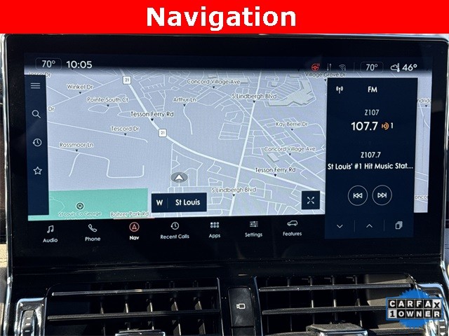 Lincoln Navigator Vehicle Full-screen Gallery Image 18