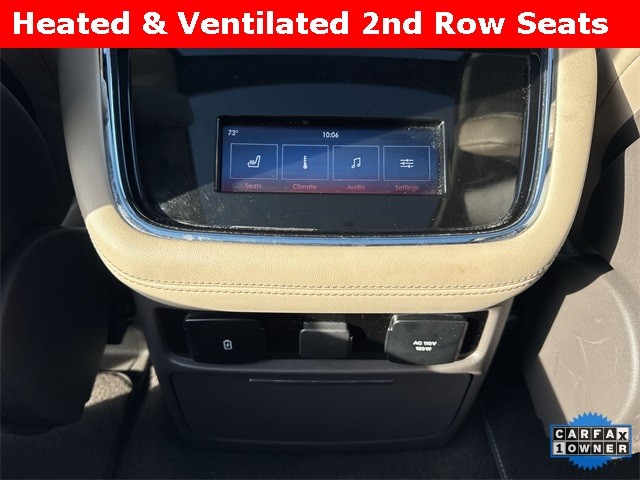 Lincoln Navigator Vehicle Full-screen Gallery Image 26