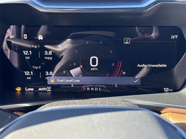 GMC Canyon Vehicle Full-screen Gallery Image 15