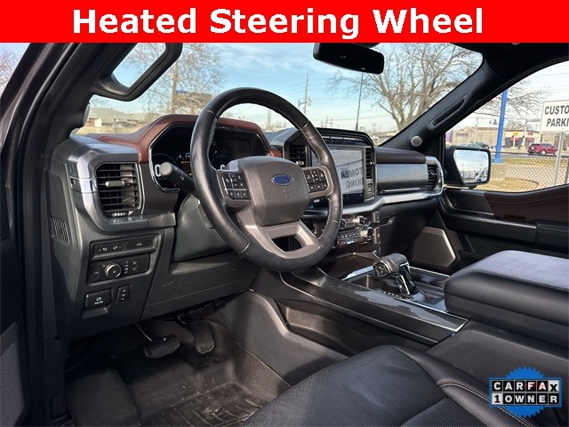 Ford F-150 Vehicle Full-screen Gallery Image 13