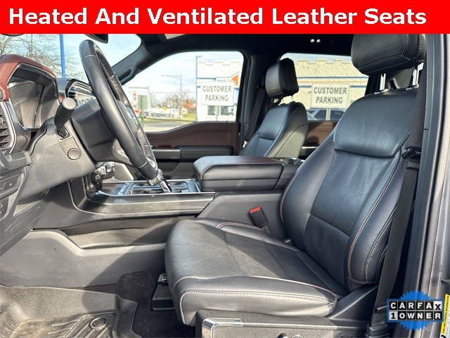 Ford F-150 Vehicle Full-screen Gallery Image 23