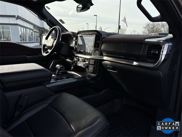 Ford F-150 Vehicle Full-screen Gallery Image 33