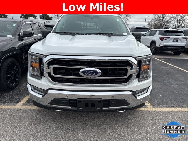 Ford F-150 Vehicle Full-screen Gallery Image 02