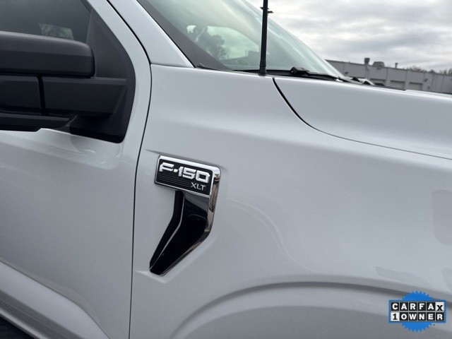Ford F-150 Vehicle Full-screen Gallery Image 09